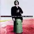 Max Gazzè Contro Un'Onda Del Mare