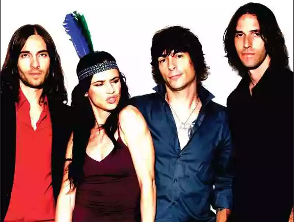 Juliette and the Licks