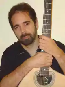 Nando Lauria