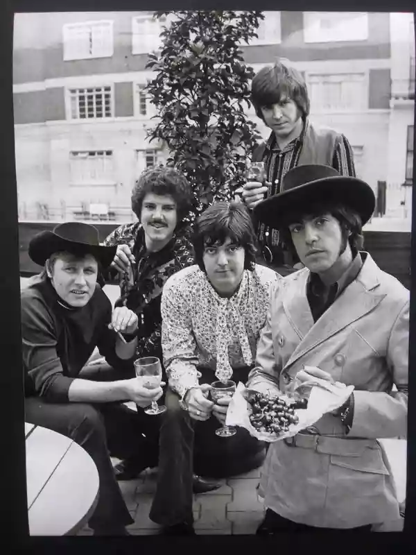 Paul Revere and The Raiders