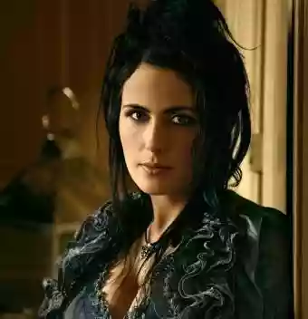 Sharon den Adel