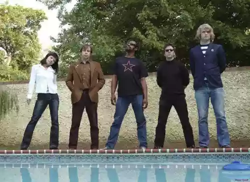 The Dirtbombs