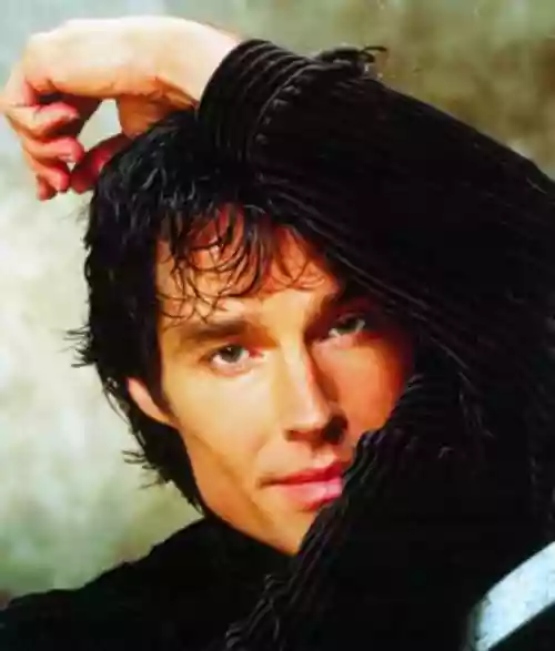 Ronn Moss