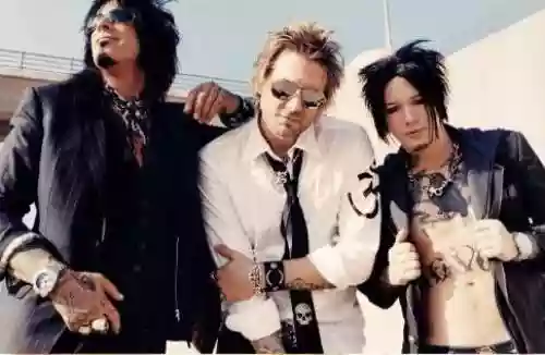 Sixx AM