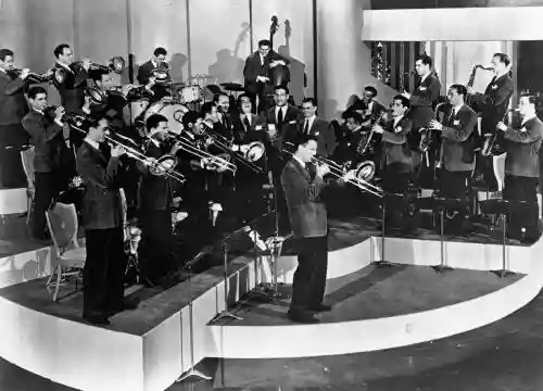 Glenn Miller & His Orchestra