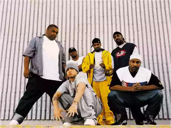 D12