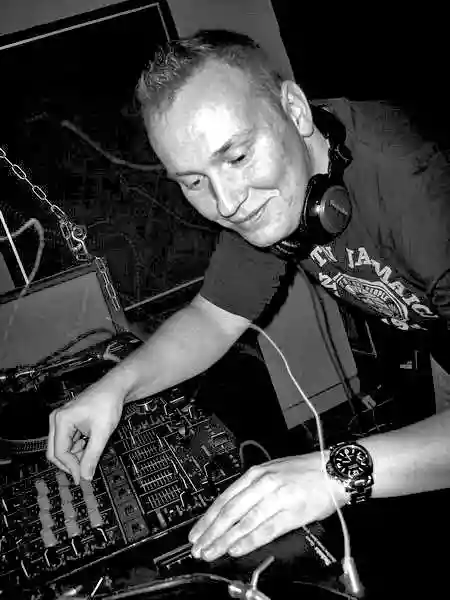Mike Mendez