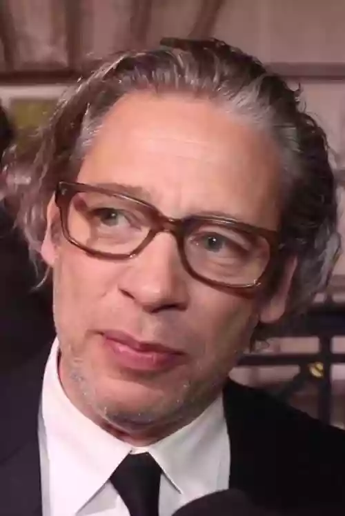 Dexter Fletcher