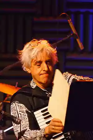 Gil Goldstein