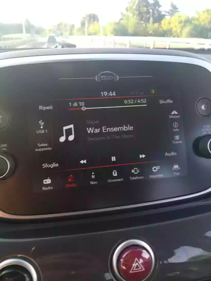 Ingrandisci questa immagine