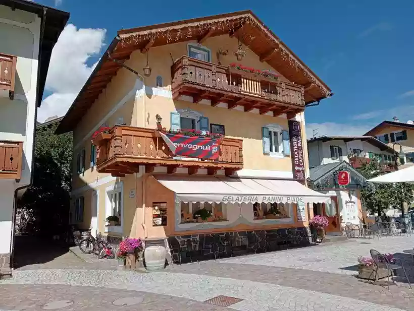 Ingrandisci questa immagine