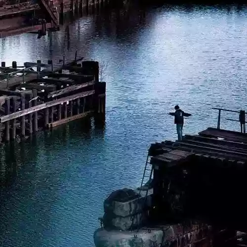 Cover di Heavier Than Heaven, Lonelier Than God