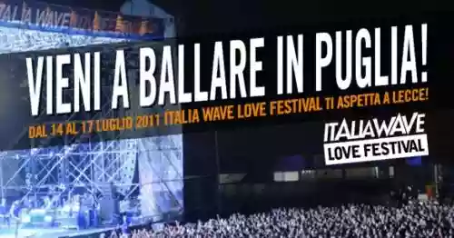 Cover di Live @ Italia Wave Love Festival, Lecce 15.07.11
