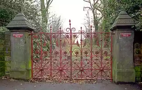 Cover di Strawberry Fields Forever