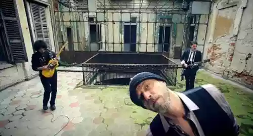 Cover di Nove volte Negrita