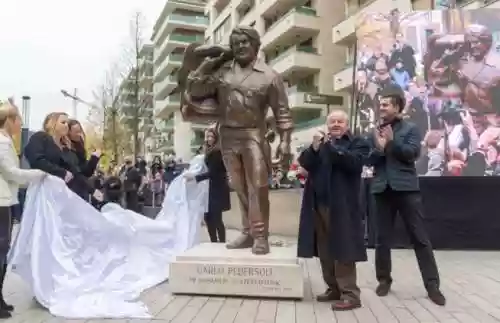 Cover di Statua in bronzo di Carlo Pedersoli aka Bud Spencer