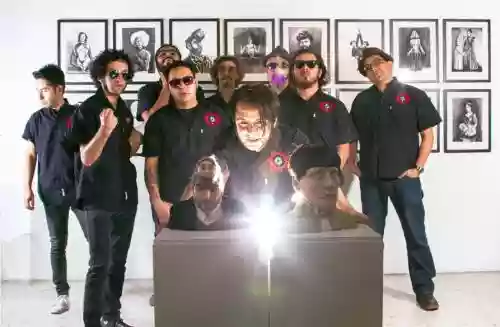 Cover di Five Questions to Sonido Gallo Negro