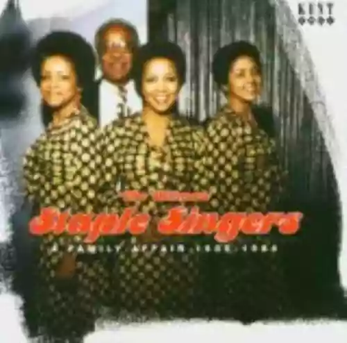 Cover di The Ultimate Staple Singers: A Family Affair 1955-1984