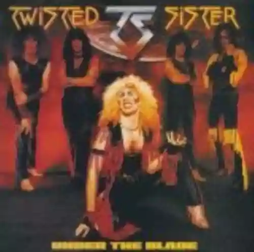 Cover di Under the Blade