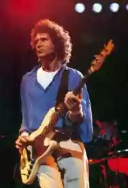 Immagine di John Illsley