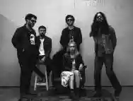 Image ofFamilia De Lobos