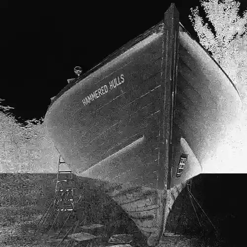 Cover Hammered Hulls - Hammered Hulls