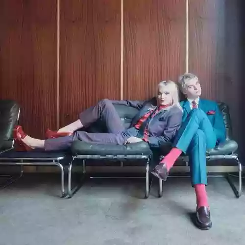 Cover The Molotovs - Wasted On Youth