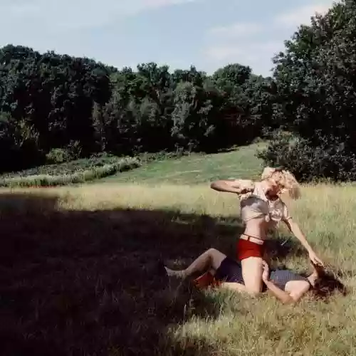 Cover Modern Woman - Johnny's Dreamworld