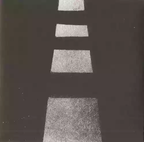 Cover di No Memories, Only Photographs