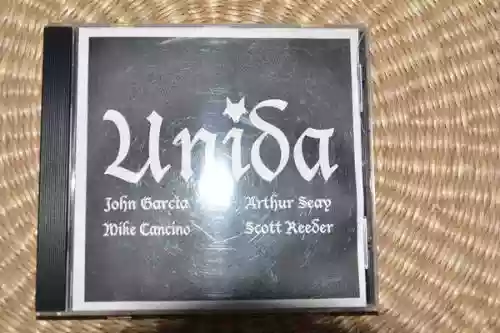 Cover Unida - El Coyote