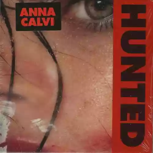 Cover Anna Calvi - Hunted