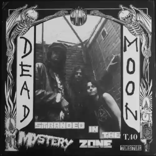 Cover Dead Moon - Stranded In The Mystery Zone